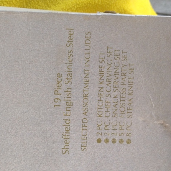 Regent Sheffield 19 Piece Treasure Chest NWT - Picture 2 of 11